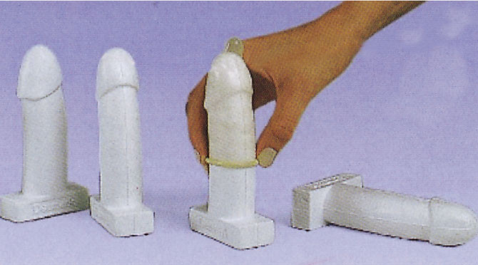 Prawdziwy męski model penisa Simulator 12 sztuk Condom Dostarczone narzędzie szkoleniowe